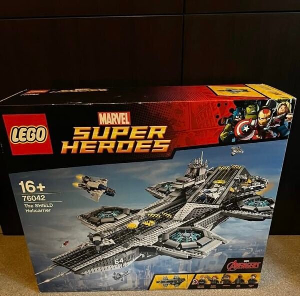 LEGO SHIELD Helicarrier 76042!