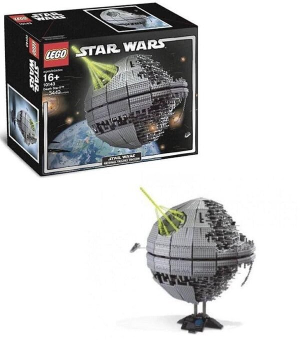 LEGO 10143 Ultimate Collector's Death Star 2